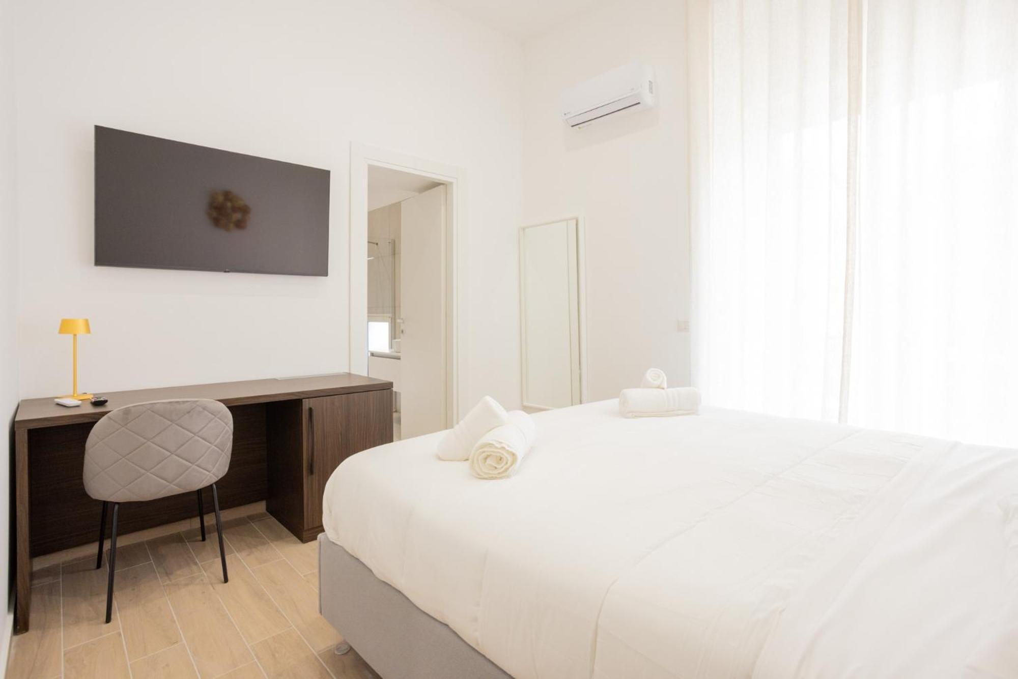 Palazzo Pepe Apartment Naples Exterior photo