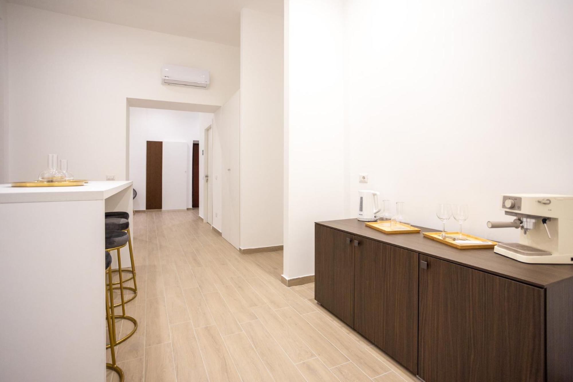 Palazzo Pepe Apartment Naples Exterior photo